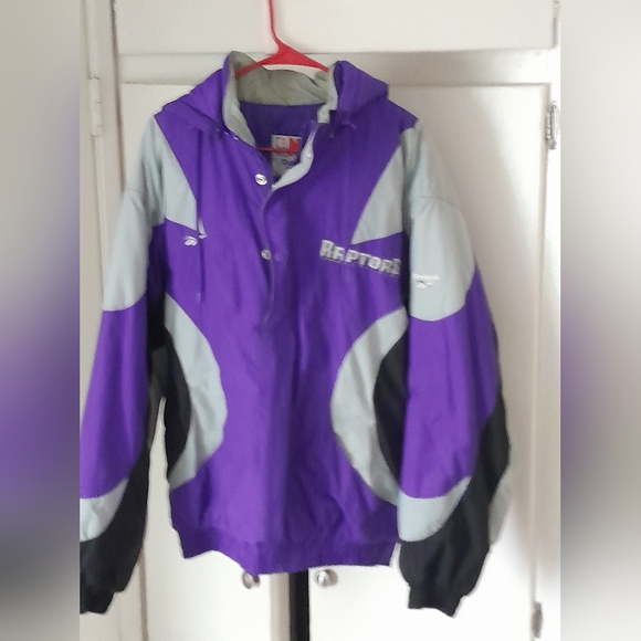 Toronto Raptors 90s Reebok Jacket - Picture 2 of 3